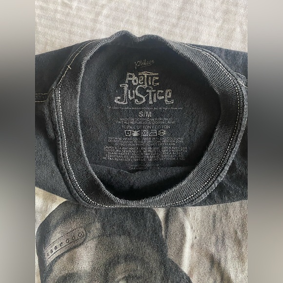 🛑 POETIC JUSTICE T-Shirt Dip Dye Black & Grey TUPAC in a size S/M 🛑BUY NOW ONLY🛑 - Picture 5 of 6